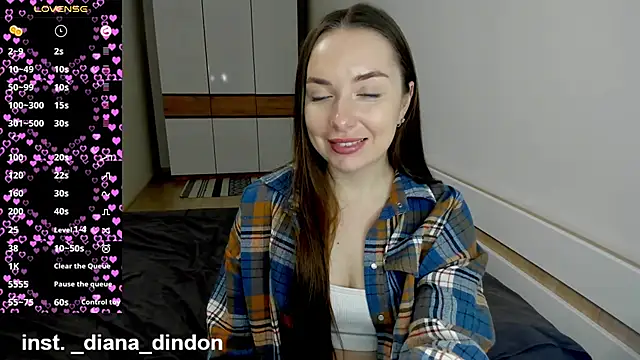 Snapshot of EllieGirlKiss chatting on 03/17/25, 03:14 EllieGirlKiss online show from 03/17/25, 03:14