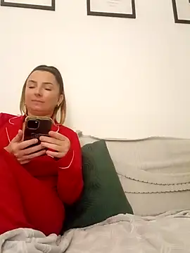 Snapshot of MolliexLexi1 chatting on 01/24/25, 08:54 MolliexLexi1 online show from 01/24/25, 08:54