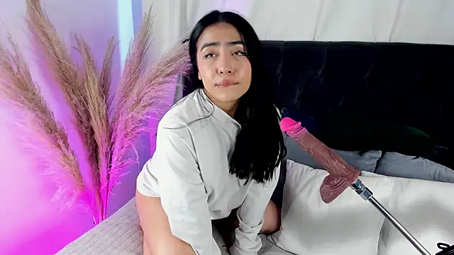 aniie west online show from 09/20/25, 01:34