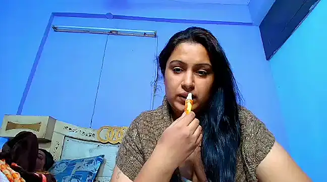 Sophia James online show from 02/15/25, 05:17