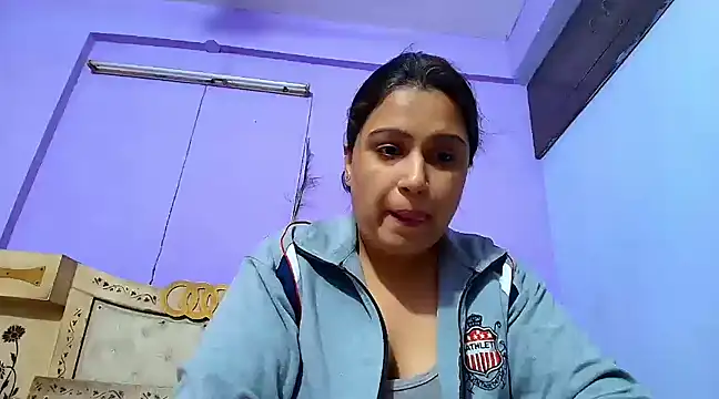 Sophia James online show from 03/21/25, 12:06