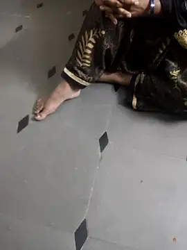 laxmitelugu78 online show from 01/24/25, 08:32