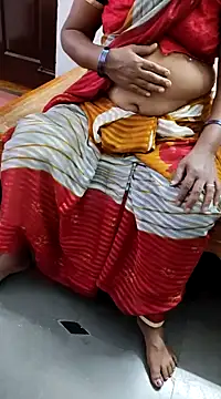 laxmitelugu78 online show from 02/01/25, 09:54