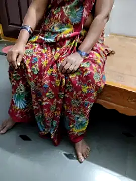 laxmitelugu78 online show from 02/02/25, 04:00