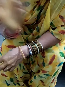 laxmitelugu78 online show from 03/07/25, 09:17