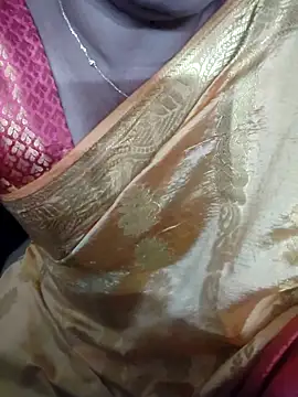 laxmitelugu78 online show from 09/29/25, 04:56