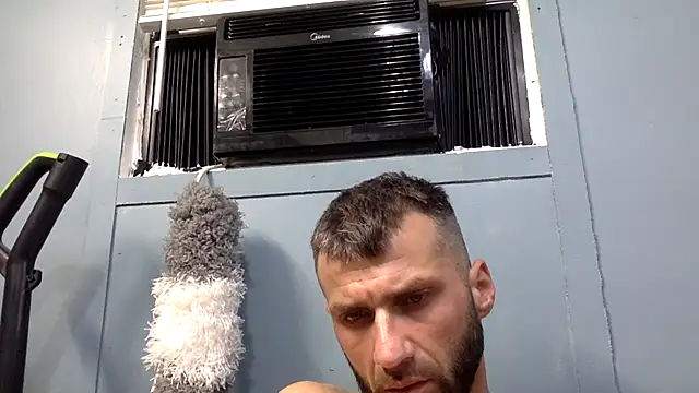 sexyhotstud12 online show from 12/18/25, 03:45