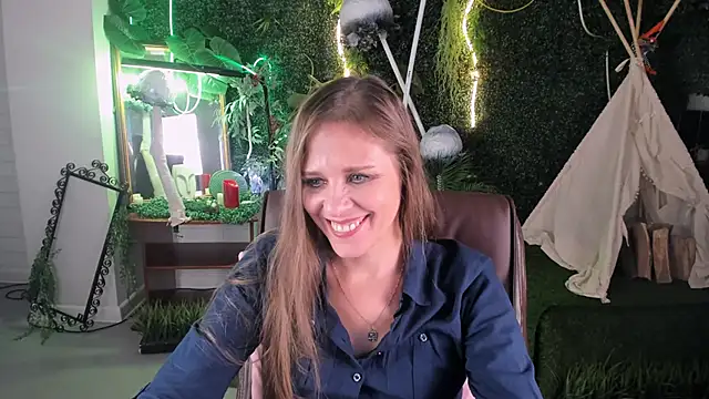 EmiliaBedy online show from 02/05/25, 12:17