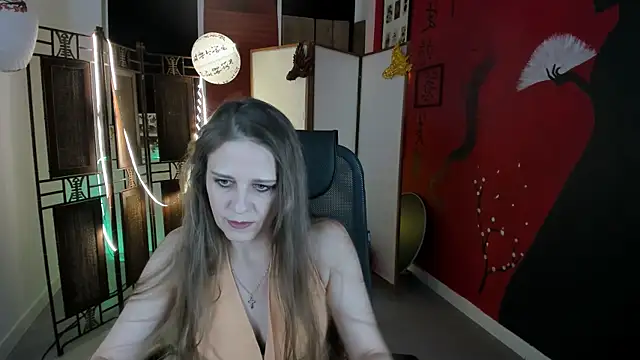 EmiliaBedy online show from 02/28/25, 09:04