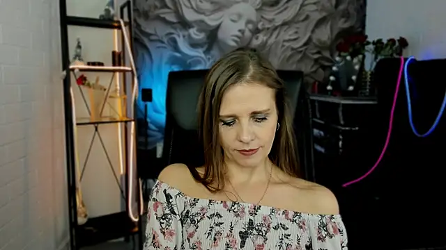 EmiliaBedy online show from 03/14/25, 08:21