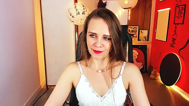 EmiliaBedy online show from 04/15/26, 05:14