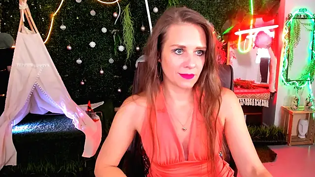 Snapshot of EmiliaBedy chatting on 07/13/26, 09:12 EmiliaBedy online show from 07/13/26, 09:12