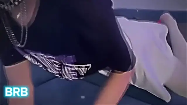 Shiny Jennifer online show from 02/18/25, 08:05