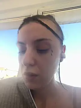 bunnythetailor online show from 01/29/25, 09:12