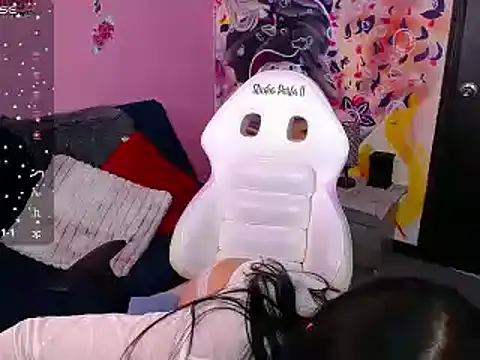 Snapshot of Sofii_cutee chatting on 02/11/25, 01:41 Sofii cutee online show from 02/11/25, 01:41