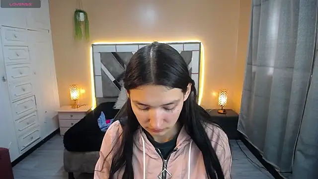 Snapshot of Sofii_cutee chatting on 03/13/25, 03:06 Sofii cutee online show from 03/13/25, 03:06