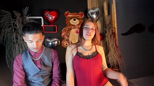 Snapshot of Nikki_and_Mayk chatting on 02/15/25, 02:26 Nikki and Mayk online show from 02/15/25, 02:26