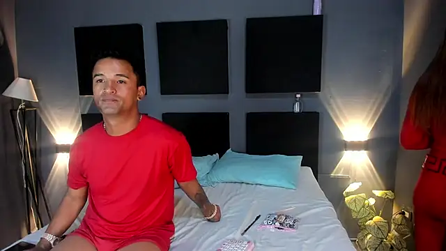 Snapshot of Nikki_and_Mayk chatting on 09/12/25, 02:44 Nikki and Mayk online show from 09/12/25, 02:44