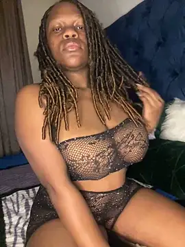 Boneca25 online show from 01/27/25, 05:26