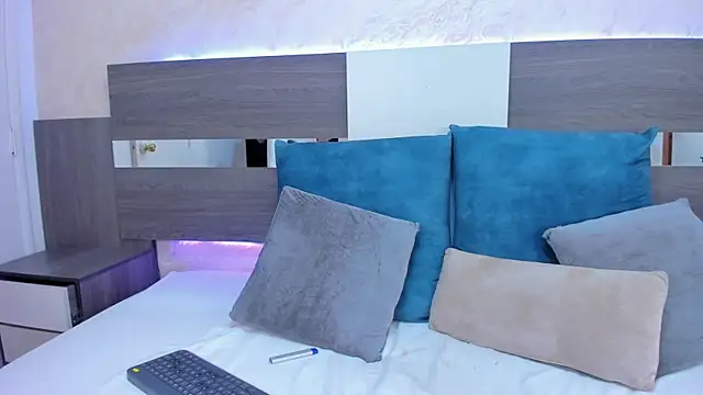 Snapshot of rachel_kole chatting on 01/28/25, 07:32 rachel kole online show from 01/28/25, 07:32