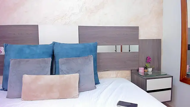 Snapshot of rachel_kole chatting on 02/07/25, 04:37 rachel kole online show from 02/07/25, 04:37