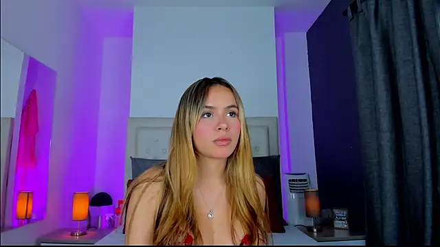 Snapshot of rachel_kole chatting on 09/25/25, 07:34 rachel kole online show from 09/25/25, 07:34