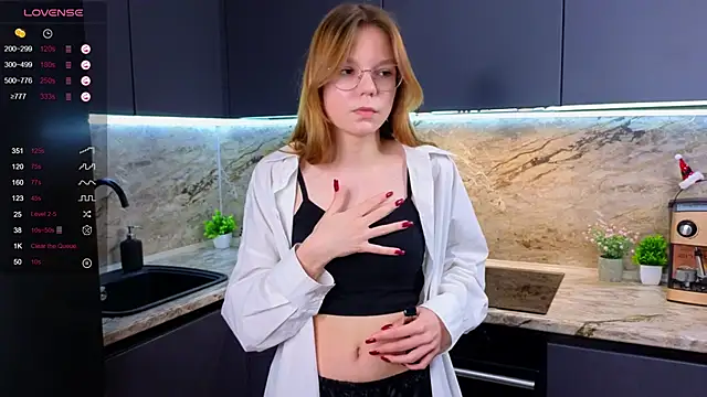 Snapshot of ElvinaBestwick chatting on 01/29/25, 03:04 ElvinaBestwick online show from 01/29/25, 03:04