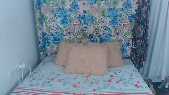 Sweeetnaughty online show from 02/13/25, 03:03