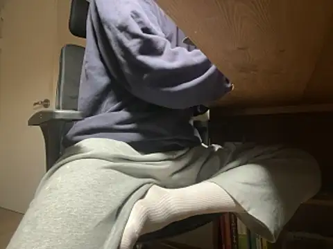 Snapshot of Phil_6677 chatting on 03/09/26, 03:16 Phil 6677 online show from 03/09/26, 03:16