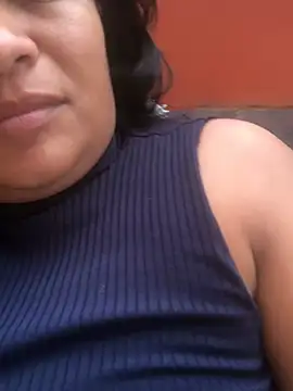 indiazinha69  online show from 02/19/26, 12:12