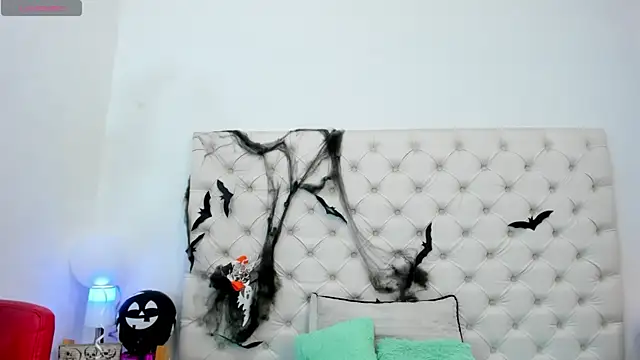 esmeralda06 online show from 10/30/25, 03:24