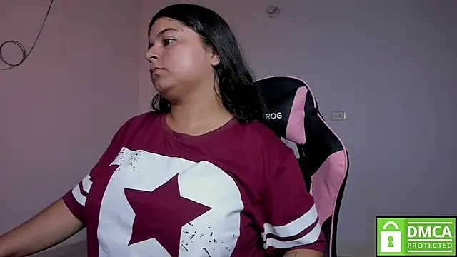 Snapshot of Little_Shaara chatting on 09/30/25, 08:58 Little Shaara online show from 09/30/25, 08:58