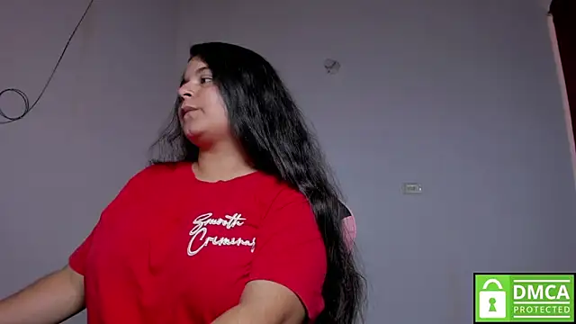 Snapshot of Little_Shaara chatting on 10/08/25, 08:06 Little Shaara online show from 10/08/25, 08:06