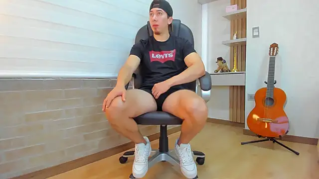 Snapshot of Tombarden chatting on 11/27/25, 07:16 Tombarden online show from 11/27/25, 07:16