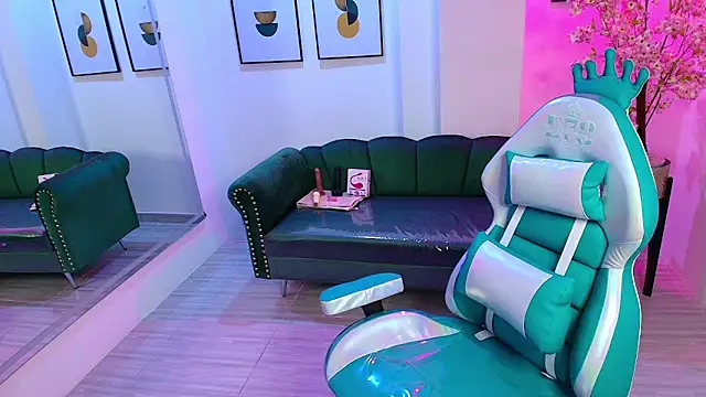 Snapshot of Milu_ballmer chatting on 02/08/25, 03:10 Milu ballmer online show from 02/08/25, 03:10