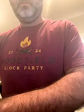 Snapshot of harrychest chatting on 10/06/25, 05:43 harrychest online show from 10/06/25, 05:43