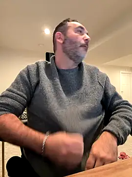 Snapshot of harrychest chatting on 10/29/25, 03:47 harrychest online show from 10/29/25, 03:47