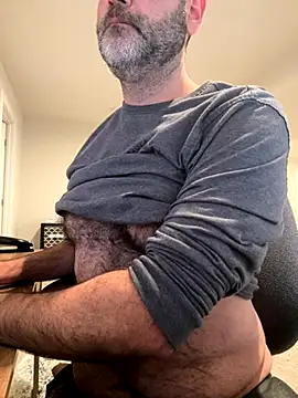 Snapshot of harrychest chatting on 11/06/25, 05:03 harrychest online show from 11/06/25, 05:03