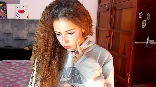 Isangel  online show from 11/20/25, 05:07