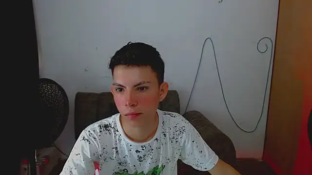 Snapshot of Alexxx_lov chatting on 03/03/26, 01:06 Alexxx lov online show from 03/03/26, 01:06