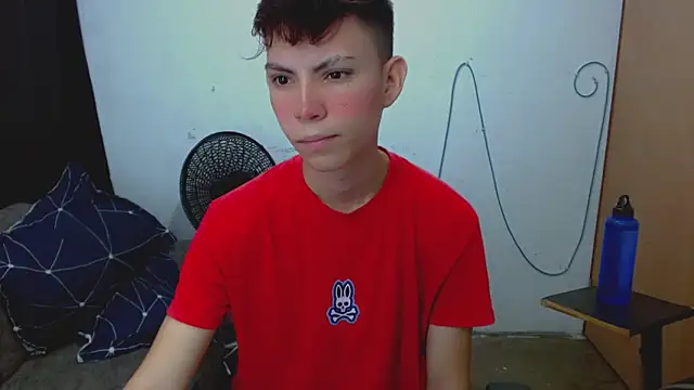 Snapshot of Alexxx_lov chatting on 03/14/26, 12:21 Alexxx lov online show from 03/14/26, 12:21