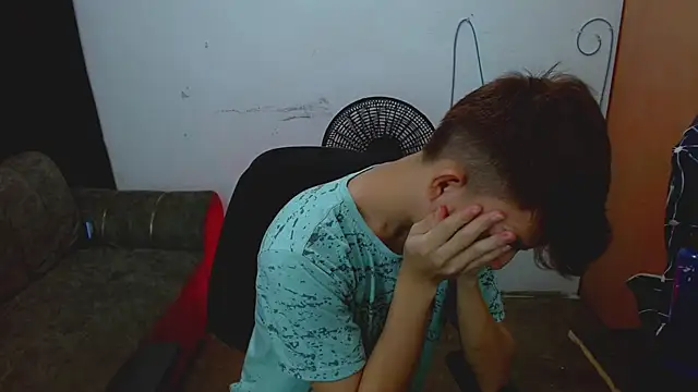 Snapshot of Alexxx_lov chatting on 03/16/26, 12:42 Alexxx lov online show from 03/16/26, 12:42