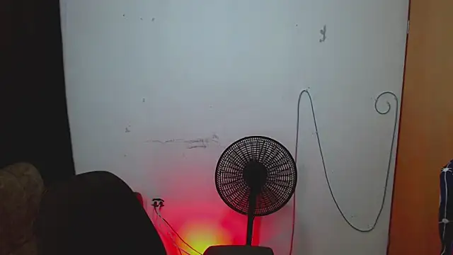 Snapshot of Alexxx_lov chatting on 03/17/26, 12:30 Alexxx lov online show from 03/17/26, 12:30