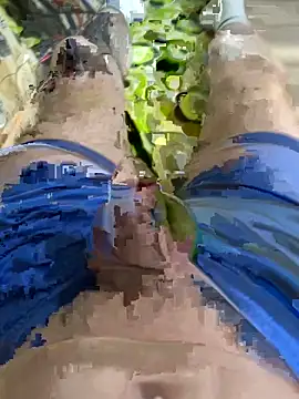 Snapshot of excementt chatting on 02/16/25, 11:05 excementt online show from 02/16/25, 11:05