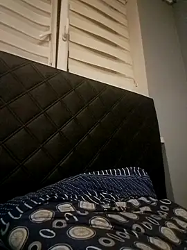 Clappingseling online show from 09/16/25, 03:40