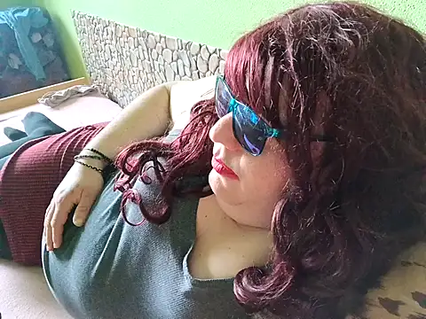 Snapshot of Adrianka chatting on 03/24/26, 06:29 Adrianka online show from 03/24/26, 06:29