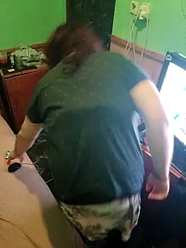 Snapshot of Adrianka chatting on 03/26/26, 01:22 Adrianka online show from 03/26/26, 01:22