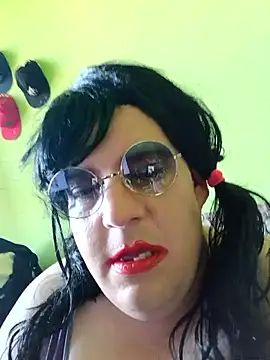 Adrianka online show from 05/18/26, 07:36