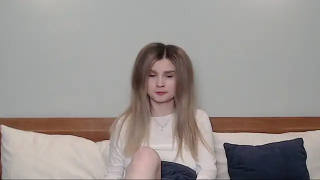 Chloe Addison online show from 02/12/25, 11:51