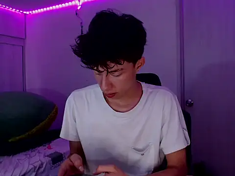 Juanmres online show from 02/11/26, 03:39